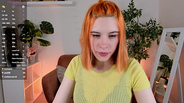Snapshot of Mikka_Blush chatting on January 2025 03:28:02 AM Mikka Blush online show from January 2025 03:28:02 AM