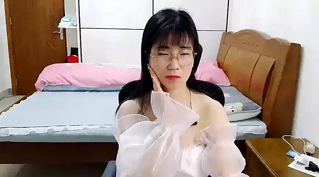 Strawberry baby online show from January 2025 02:00:02 PM