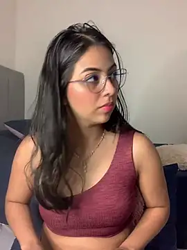 Julii- online show from January 2025 07:39:01 PM