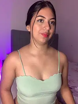 Julii- online show from February 2025 12:11:01 PM