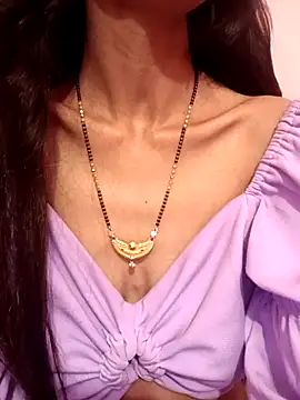 Snapshot of Stripper_Maahi chatting on March 2025 12:57:01 PM Stripper Maahi online show from March 2025 12:57:01 PM