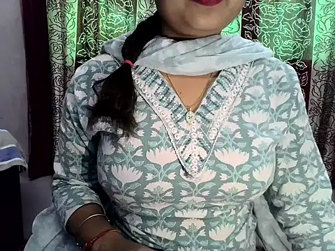 SIYA MAVI online show from February 2026 08:18:02 AM