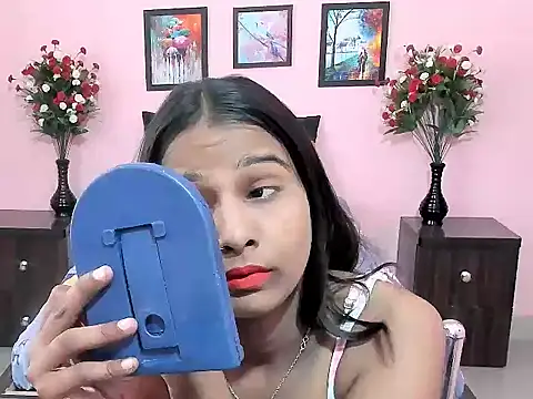 Snapshot of Melis_Sandra chatting on September 2025 03:54:01 AM Melis Sandra online show from September 2025 03:54:01 AM