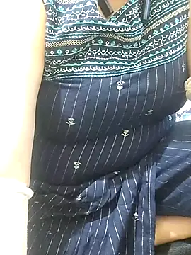 Snapshot of mallupriyapriya chatting on February 2026 09:48:02 AM mallupriyapriya online show from February 2026 09:48:02 AM