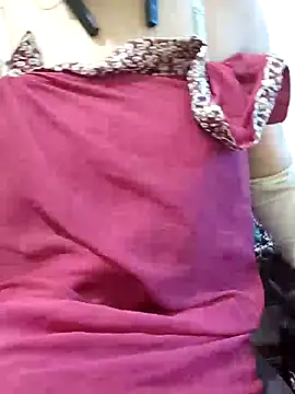 Snapshot of mallupriyapriya chatting on February 2026 07:16:01 AM mallupriyapriya online show from February 2026 07:16:01 AM