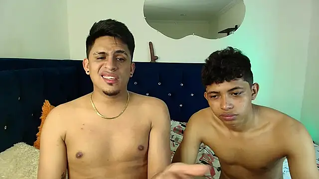 Snapshot of twinkmilk_ chatting on January 2025 02:47:02 PM twinkmilk online show from January 2025 02:47:02 PM