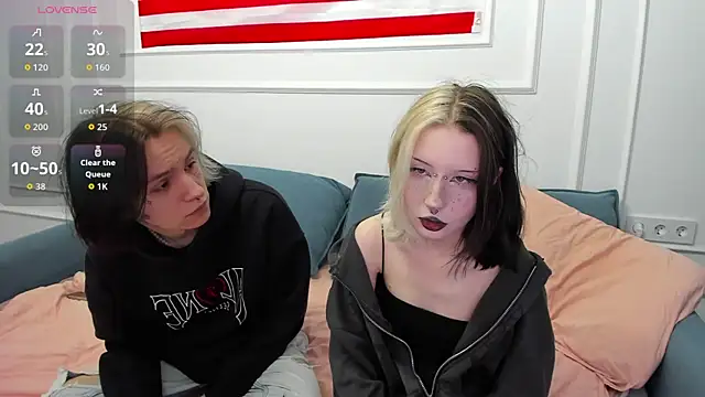 VeryRare TwinS online show from May 2026 05:51:01 PM