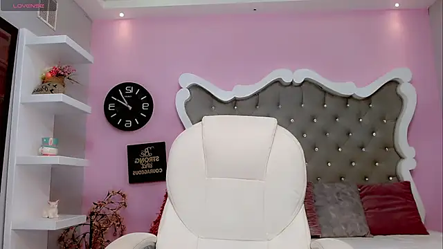 Snapshot of Diva_Smith02 chatting on January 2025 11:34:01 AM Diva Smith02 online show from January 2025 11:34:01 AM