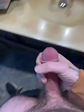 coreyl9718 online show from January 2026 07:11:01 PM