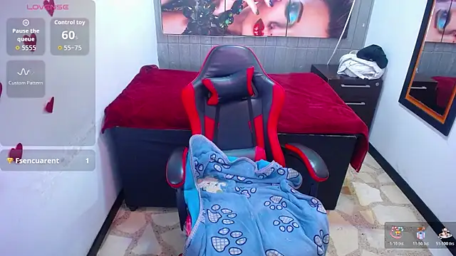 Snapshot of Anniee_x chatting on February 2026 11:40:01 AM Anniee x online show from February 2026 11:40:01 AM