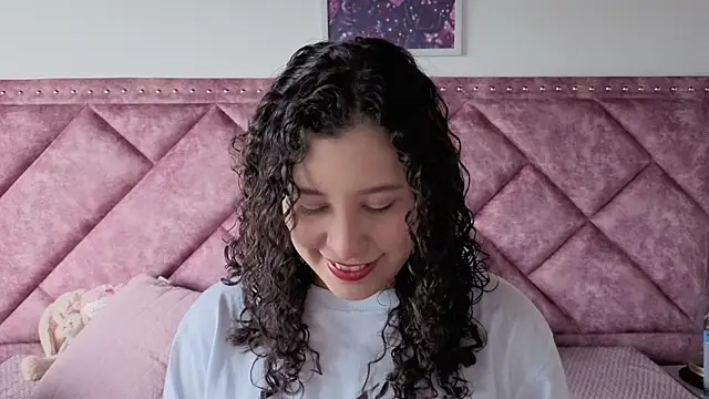 Charlotte  Miller online show from September 2025 11:25:01 AM