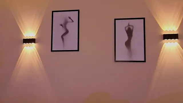 Charlotte  Miller online show from March 2026 11:57:01 AM