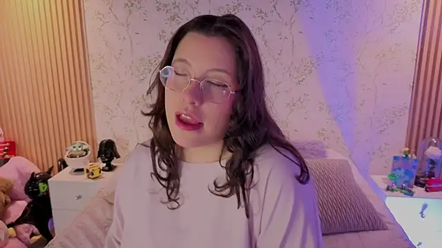 Charlotte  Miller online show from June 2026 12:42:02 PM