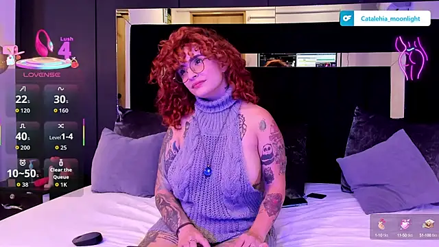 Snapshot of catalehia_moonlight chatting on September 2025 12:54:01 PM catalehia moonlight online show from September 2025 12:54:01 PM