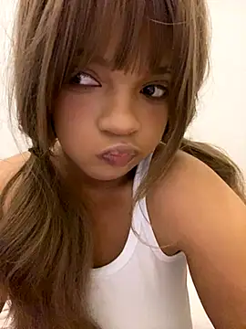 Snapshot of AwkwardJasminee chatting on November 2025 12:38:02 PM AwkwardJasminee online show from November 2025 12:38:02 PM