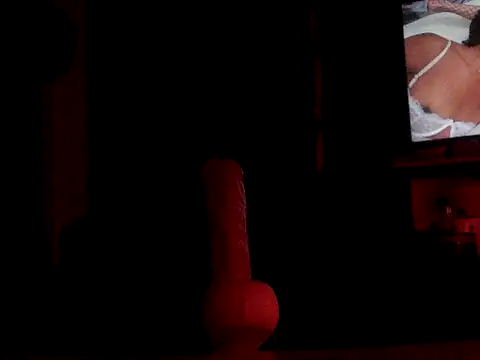 Snapshot of GoloZeusMax chatting on March 2026 07:15:01 AM GoloZeusMax online show from March 2026 07:15:01 AM