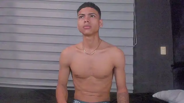 Snapshot of adam_piarse01 chatting on March 2025 11:48:01 PM adam piarse01 online show from March 2025 11:48:01 PM