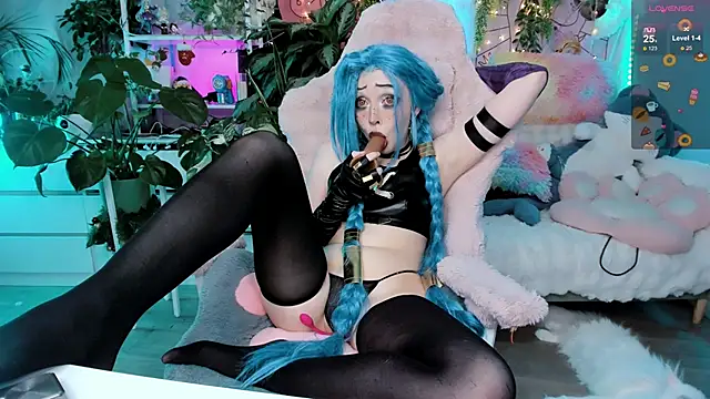 cutelittlepuff online show from February 2025 08:24:01 PM