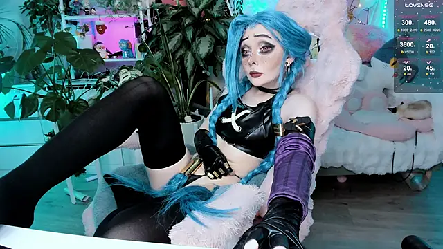 cutelittlepuff online show from February 2025 05:36:01 PM