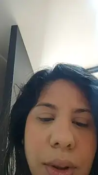 downsonMia online show from June 2026 01:24:02 PM