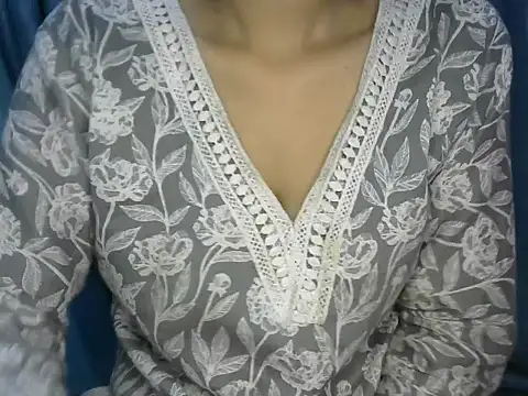 Horny honey69 online show from January 2025 03:32:01 PM