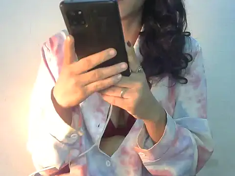 Horny honey69 online show from February 2025 03:05:01 PM
