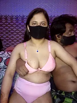 Hot Nila online show from May 2026 04:18:02 AM