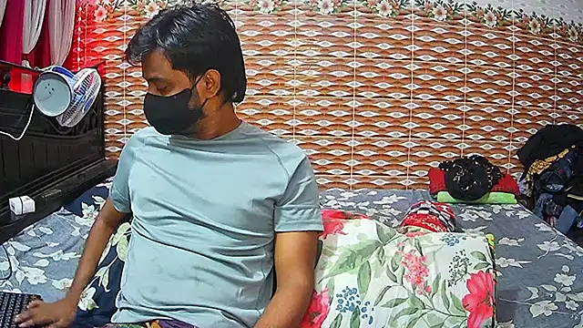 Hot Nila online show from May 2026 03:15:01 AM