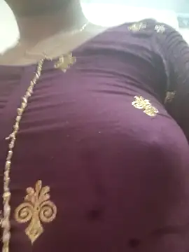 Hot Nila online show from June 2026 02:05:02 AM