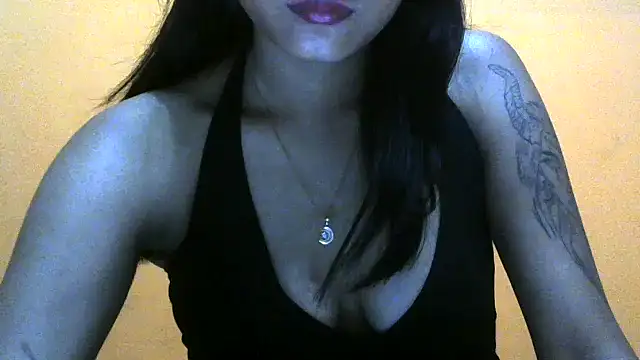 Snapshot of privi_pavvy chatting on September 2025 12:38:02 PM privi pavvy online show from September 2025 12:38:02 PM