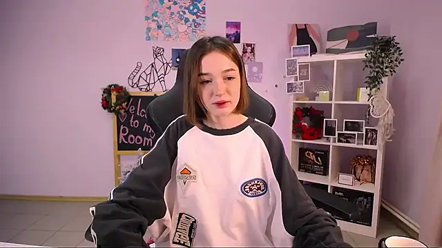 Snapshot of MiniSofy chatting on January 2025 12:07:01 PM MiniSofy online show from January 2025 12:07:01 PM