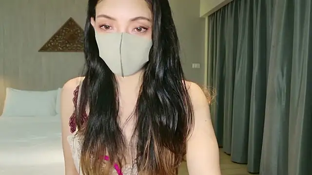 Snapshot of Mary-JP chatting on February 2026 01:09:01 PM Mary-JP online show from February 2026 01:09:01 PM