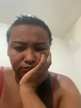 Snapshot of Mariaapimentinha chatting on May 2026 12:55:02 PM Mariaapimentinha online show from May 2026 12:55:02 PM
