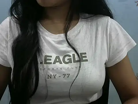 Misha Sweett online show from March 2026 04:04:01 PM