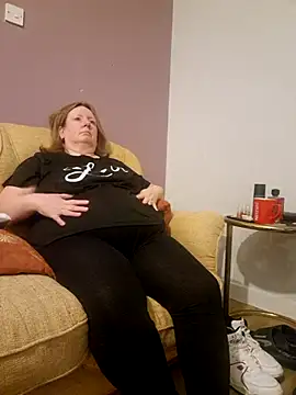 curvy girl71 online show from January 2025 06:59:02 PM