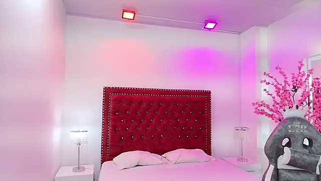 Arianna sweeet online show from December 2025 07:12:02 PM