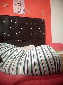Snapshot of KeissyAngelique_doll chatting on February 2025 07:27:01 AM KeissyAngelique doll online show from February 2025 07:27:01 AM