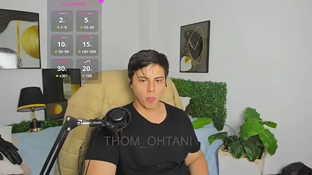 Snapshot of Thom_Ohtani chatting on March 2026 12:26:01 AM Thom Ohtani online show from March 2026 12:26:01 AM