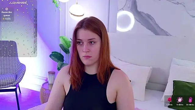 EllieGarson online show from June 2026 06:11:02 PM