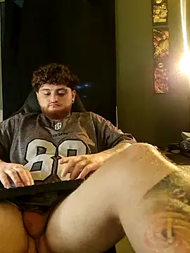 Ragnar Larssen online show from January 2025 12:49:01 AM