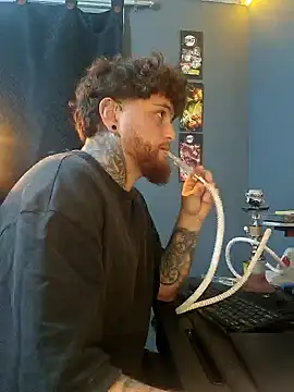 Ragnar Larssen online show from January 2025 12:27:02 AM