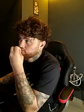 Ragnar Larssen online show from January 2025 03:12:02 AM