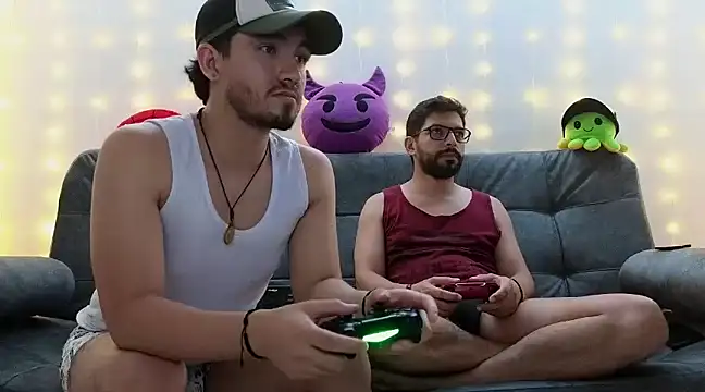 Snapshot of ErickBrant chatting on February 2025 01:13:01 AM ErickBrant online show from February 2025 01:13:01 AM