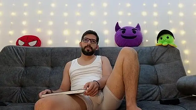 Snapshot of ErickBrant chatting on March 2025 11:37:01 PM ErickBrant online show from March 2025 11:37:01 PM