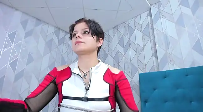 Snapshot of Hinataliones26 chatting on March 2025 01:48:01 AM Hinataliones26 online show from March 2025 01:48:01 AM