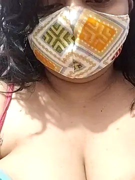 BigAssSarah online show from September 2025 10:04:02 PM