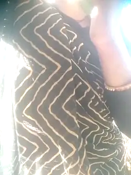 Amaya Bajwa online show from December 2025 08:32:02 AM