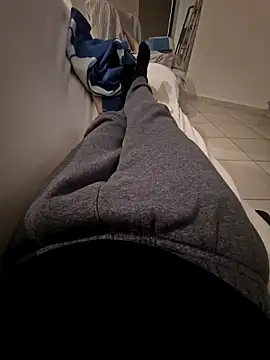 Snapshot of ziotony98 chatting on November 2025 05:55:02 PM ziotony98 online show from November 2025 05:55:02 PM