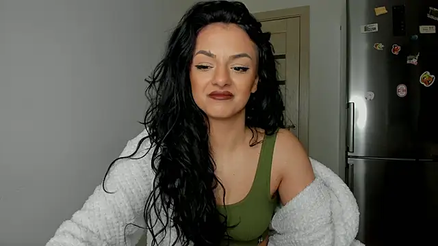 Snapshot of NNNoire chatting on March 2025 05:53:02 AM NNNoire online show from March 2025 05:53:02 AM