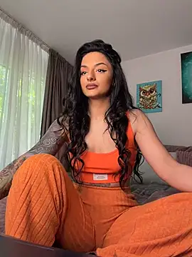 NNNoire online show from May 2026 07:37:01 AM